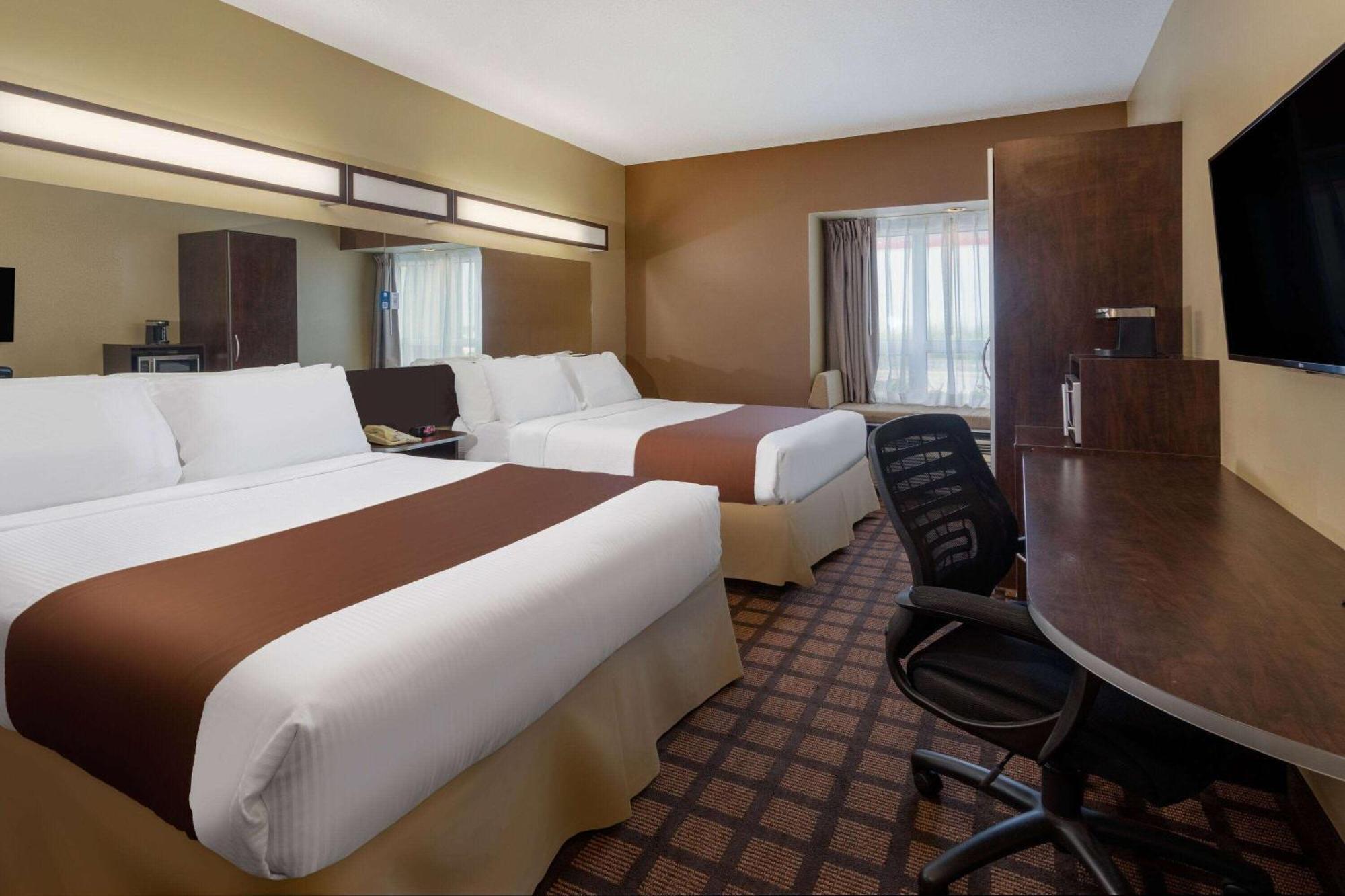 Microtel Inn & Suites By Wyndham - Timmins Exterior photo