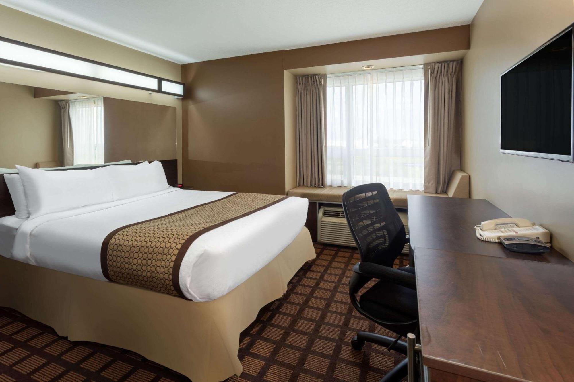 Microtel Inn & Suites By Wyndham - Timmins Exterior photo