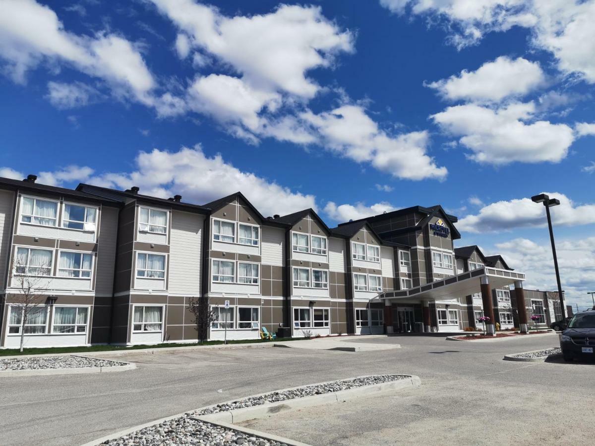 Microtel Inn & Suites By Wyndham - Timmins Exterior photo
